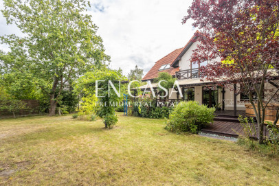 House Sale Baniocha Piękna